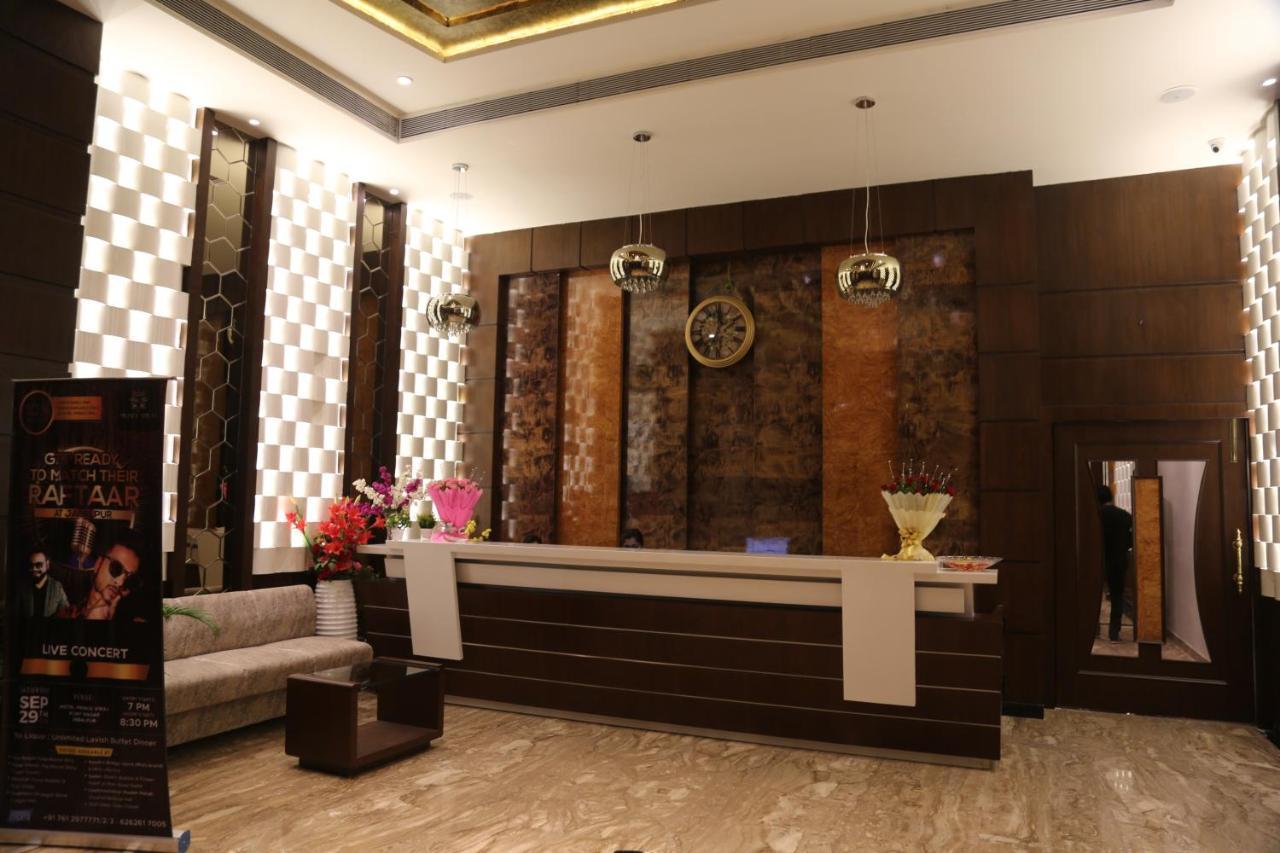 Hotel Prince Viraj Jabalpur Exteriér fotografie