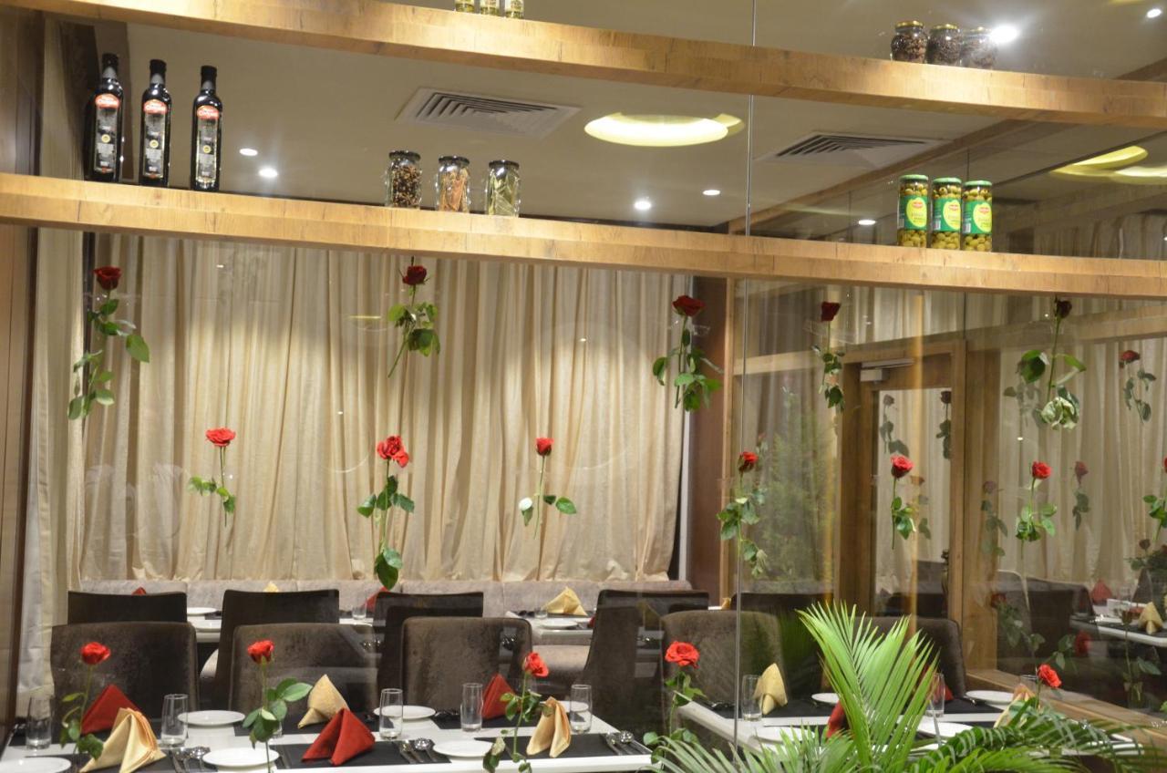 Hotel Prince Viraj Jabalpur Exteriér fotografie
