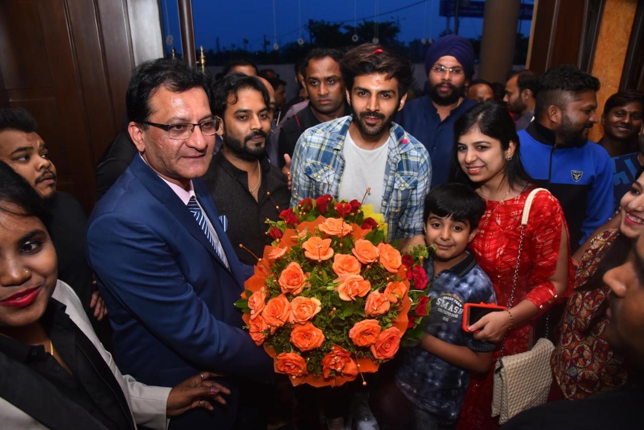 Hotel Prince Viraj Jabalpur Exteriér fotografie